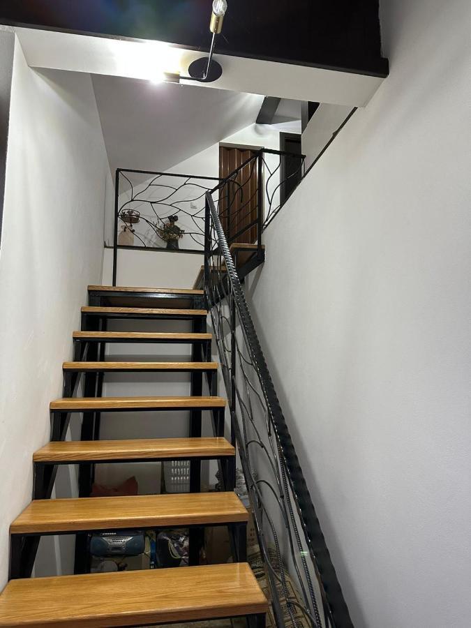 Casa De Vacanta Mirela โนวาชิ-สเตรยนี ภายนอก รูปภาพ